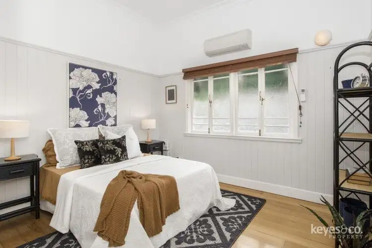Sixth view of Homely house listing, 11 Kenilworth Avenue, Hyde Park QLD 4812