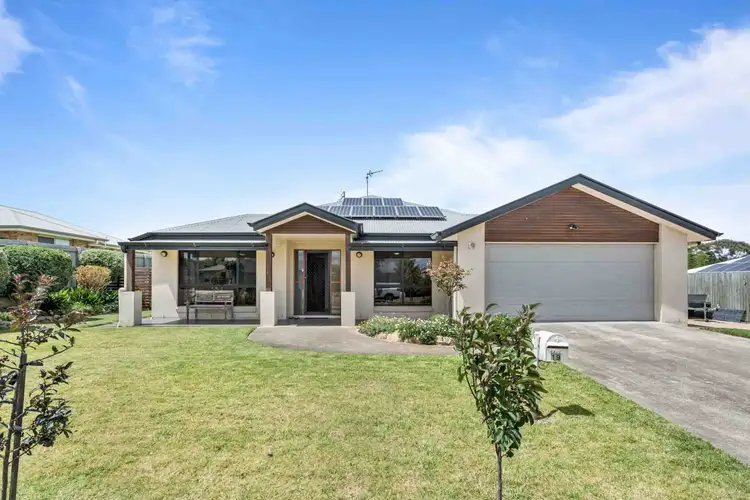 Main view of Homely house listing, 19 Vicky Avenue, Crows Nest QLD 4355