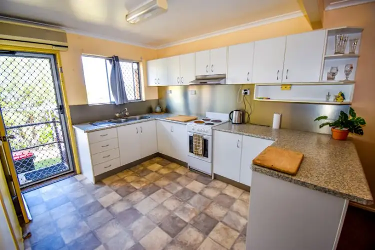 Sixth view of Homely unit listing, 2/4 Elizabeth Street, Tannum Sands QLD 4680
