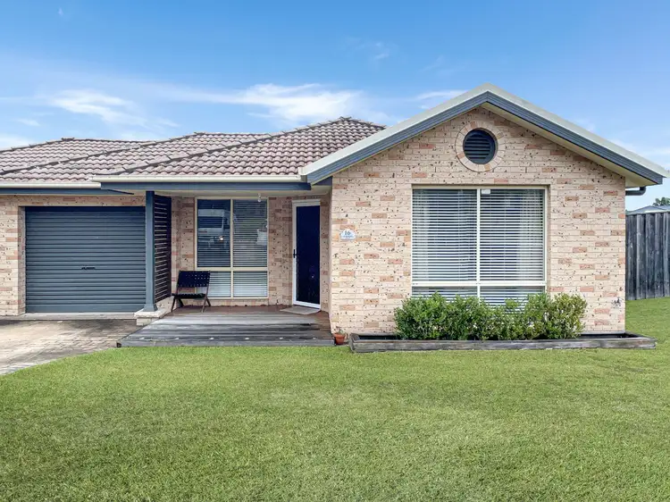 16 Karingal Place, Blue Haven NSW 2262