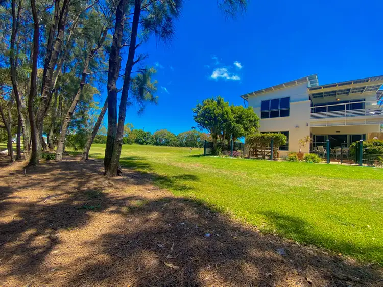 122/8 Spinnaker Dr, Sandstone Point QLD 4511