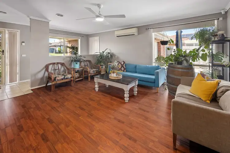 Third view of Homely house listing, 5 Chatham Close, Cranbourne East VIC 3977