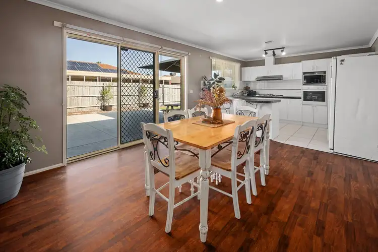 Sixth view of Homely house listing, 5 Chatham Close, Cranbourne East VIC 3977