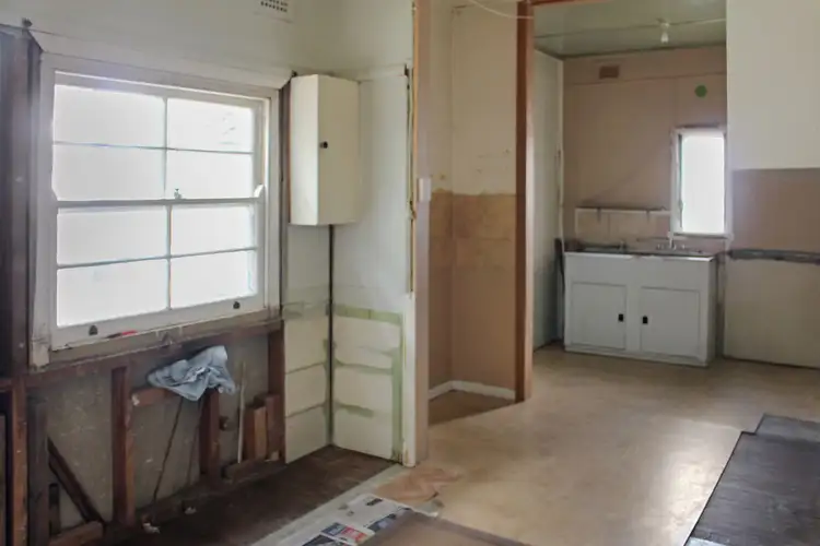 Sixth view of Homely house listing, 364 Peel Street, Bathurst NSW 2795