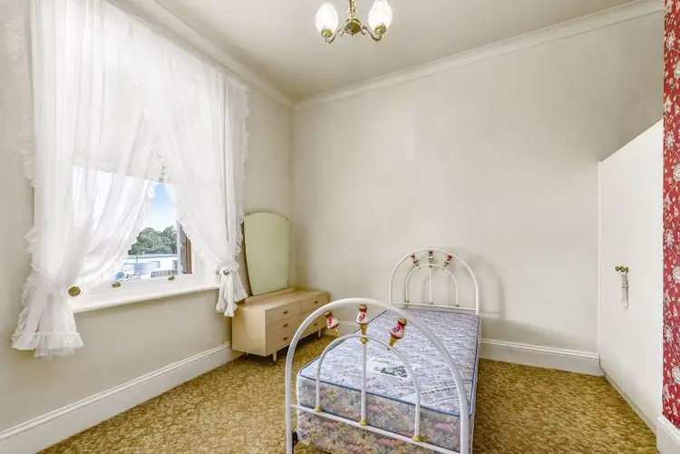 Fifth view of Homely house listing, 5-7 Pine Hall Avenue, Mount Gambier SA 5290
