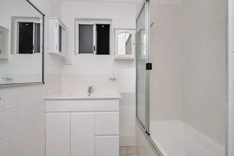 Fifth view of Homely unit listing, 4/16-18 Benson Street, Rosslea QLD 4812