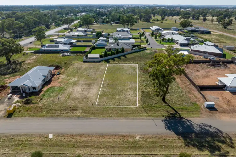 7 Prichard Place, Lockhart NSW 2656