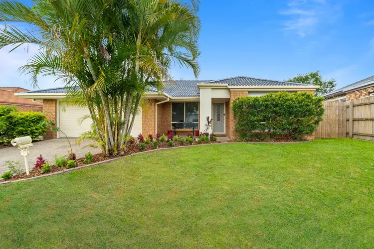 8 Grevillea Place, Bridgeman Downs QLD 4035