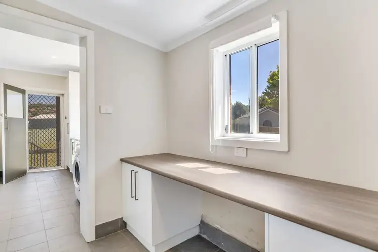 Seventh view of Homely house listing, 570 Kooringal Road, Kooringal NSW 2650