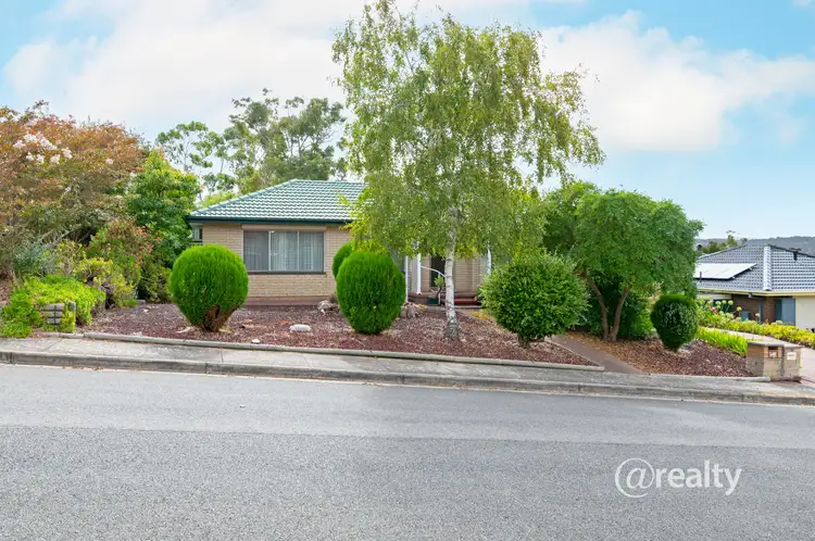 10 Dickerson Crescent, Trott Park SA 5158