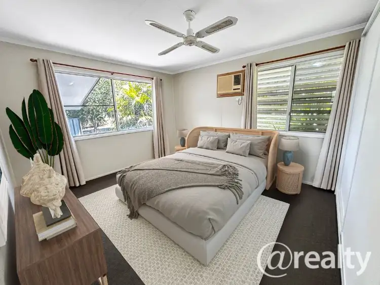 12 Farmer Street, Moura QLD 4718