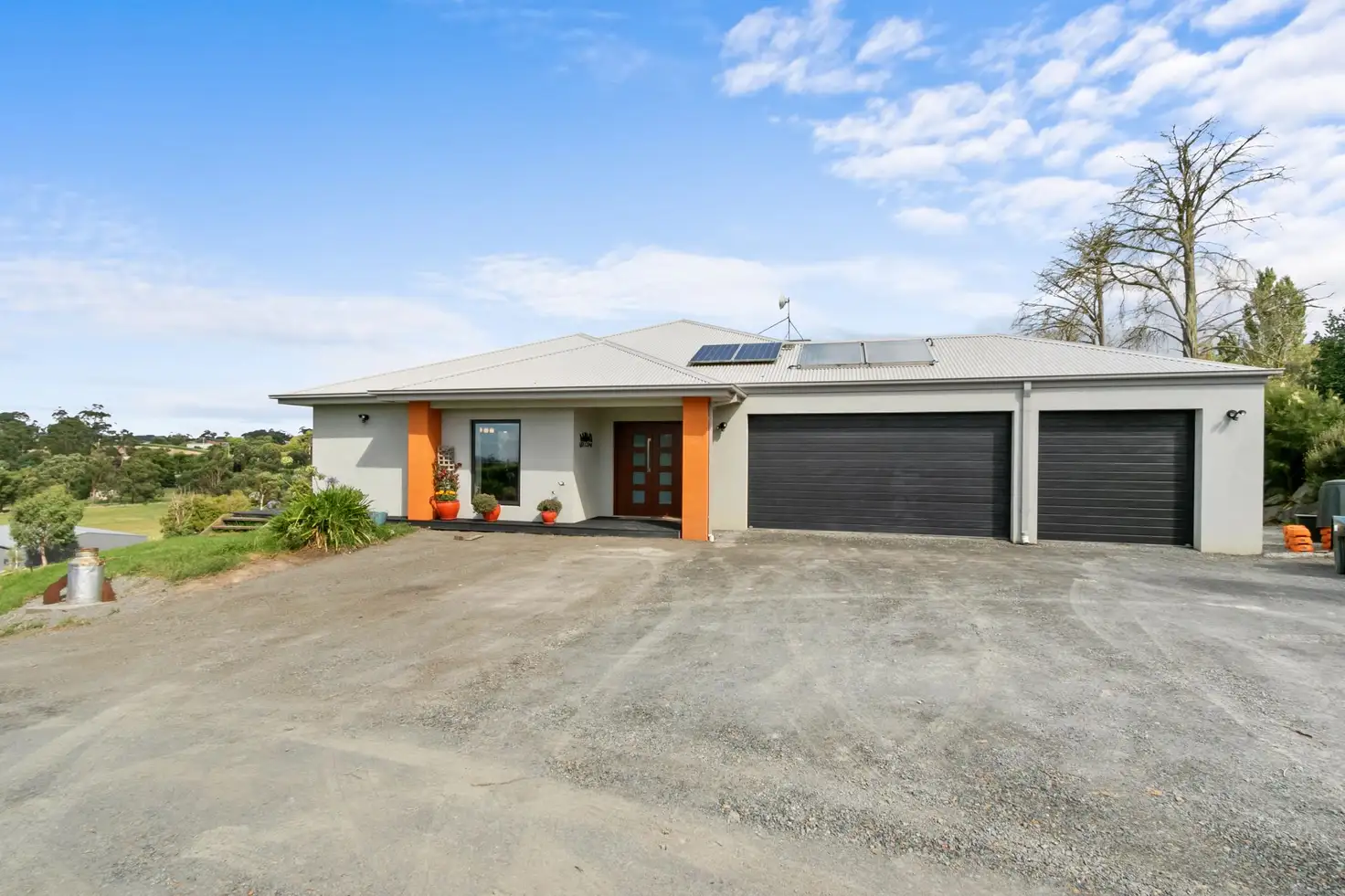 Main view of Homely house listing, 925 Princes Way, Drouin VIC 3818