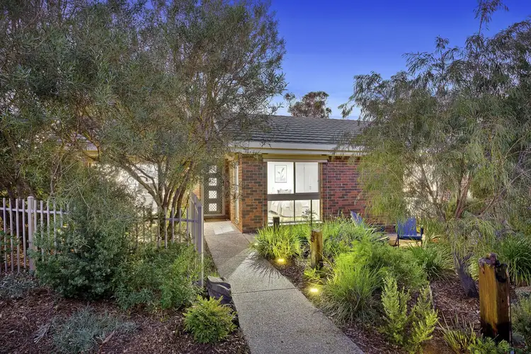 1/24 James Street, Strathdale VIC 3550