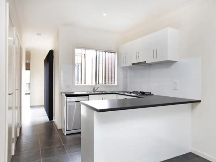 Fourth view of Homely unit listing, 15 Bonnor Street, Sunbury VIC 3429