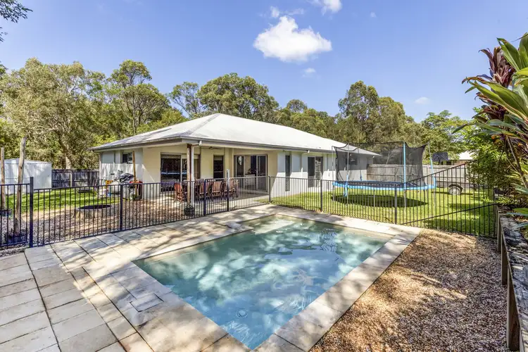 33 Greenview Avenue, Beerwah QLD 4519