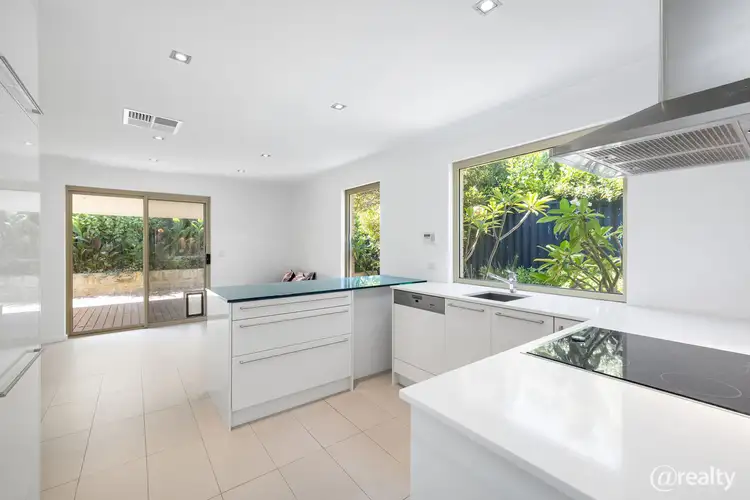 170 Ardross Street