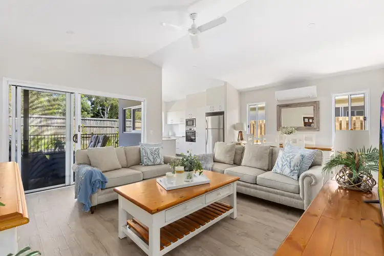 236/2-20 Island View Drive, Urangan QLD 4655