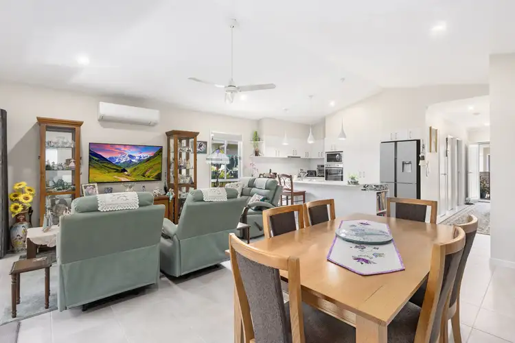 41/2-20 Island View Drive, Urangan QLD 4655