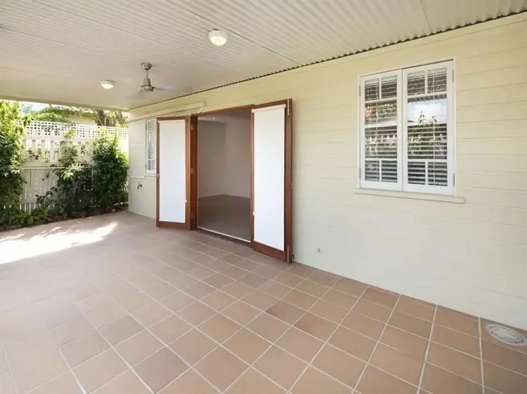 12 Kenilworth Avenue