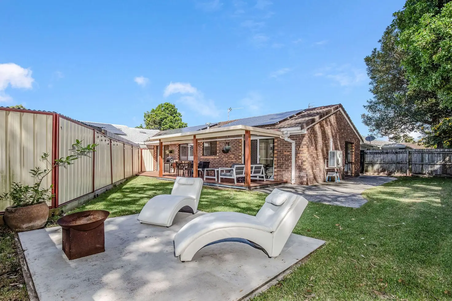 Main view of Homely semi-detached listing, 2/3 Sanctuary Court, Coombabah QLD 4216