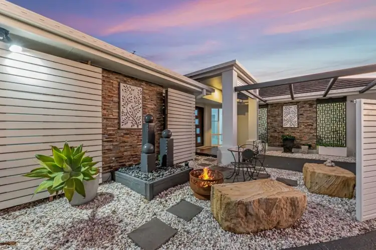 7 Curlew Court, Warner QLD 4500