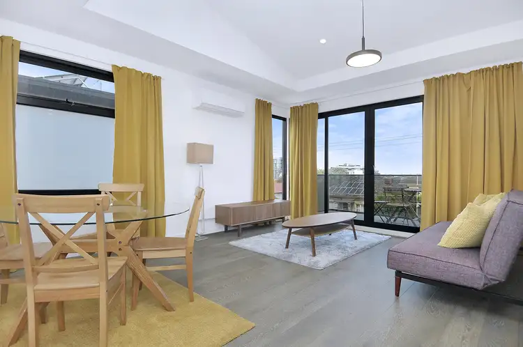 Second view of Homely apartment listing, 5/12 BALLANTYNE STREET, Thornbury VIC 3071