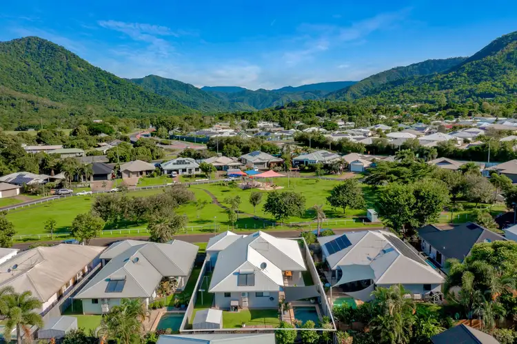 9 Byron Terrace, Redlynch QLD 4870