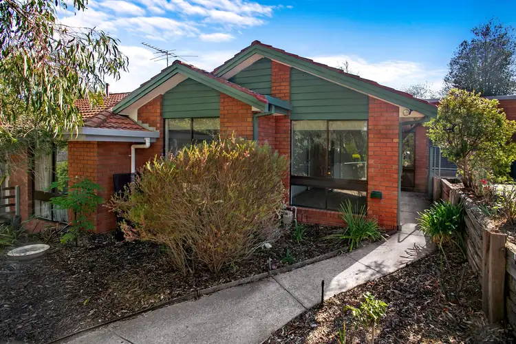 2/11 Woodlands Rise