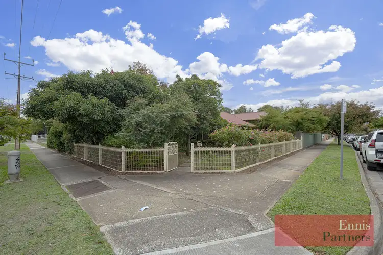 35 Aberfeldy Avenue