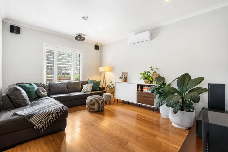 Fifth view of Homely house listing, 10 Castlemaine Walk, Eynesbury VIC 3338