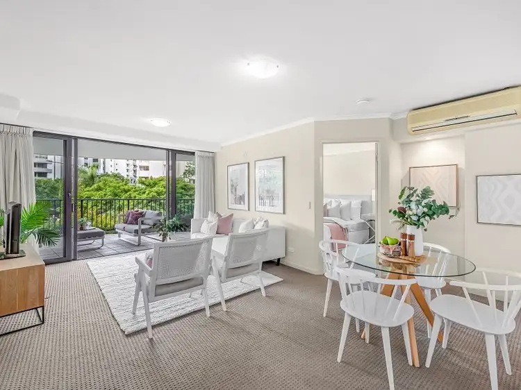 210/26 Patrick Lane, Toowong QLD 4066