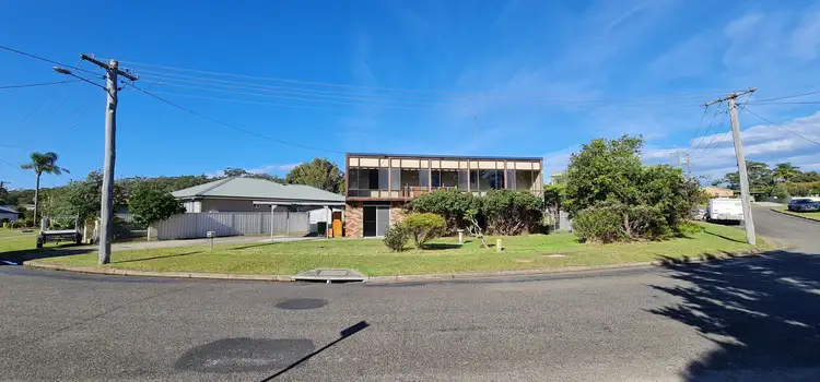 2 Cater Crescent, Sussex Inlet NSW 2540