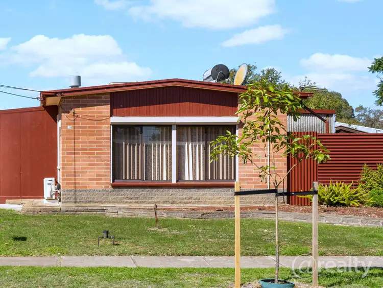 74 Bradman Road