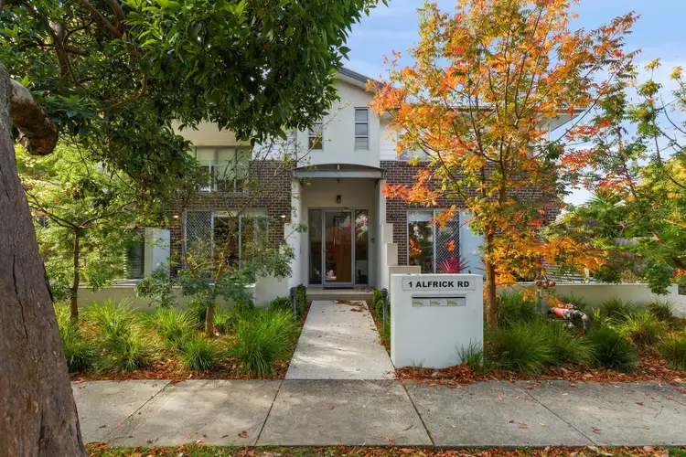 2/1 Alfrick Road, Croydon VIC 3136