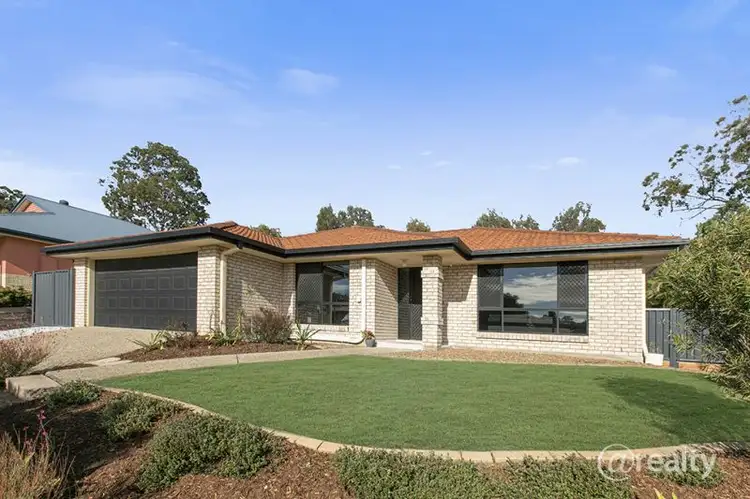 8 Diorama Court, Eatons Hill QLD 4037