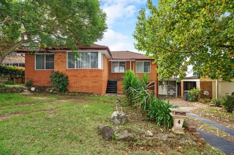 4 Dandar Place, Bradbury NSW 2560