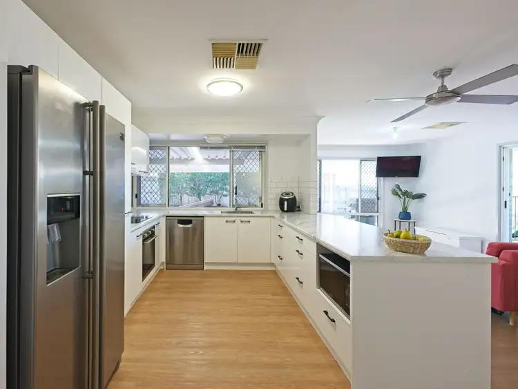 Second view of Homely house listing, 6 Shea Court, Mount Warren Park QLD 4207