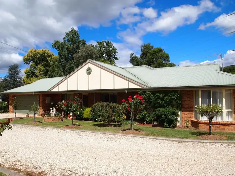 4/6a-8 Gavan Street, Bright VIC 3741