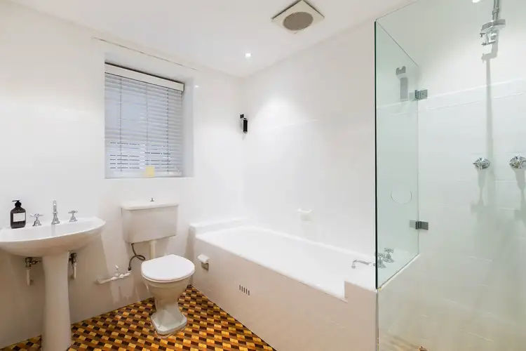 Sixth view of Homely apartment listing, 4/1 Birtley Place, Elizabeth Bay NSW 2011