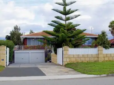 17 Leisure Way, Safety Bay WA 6169