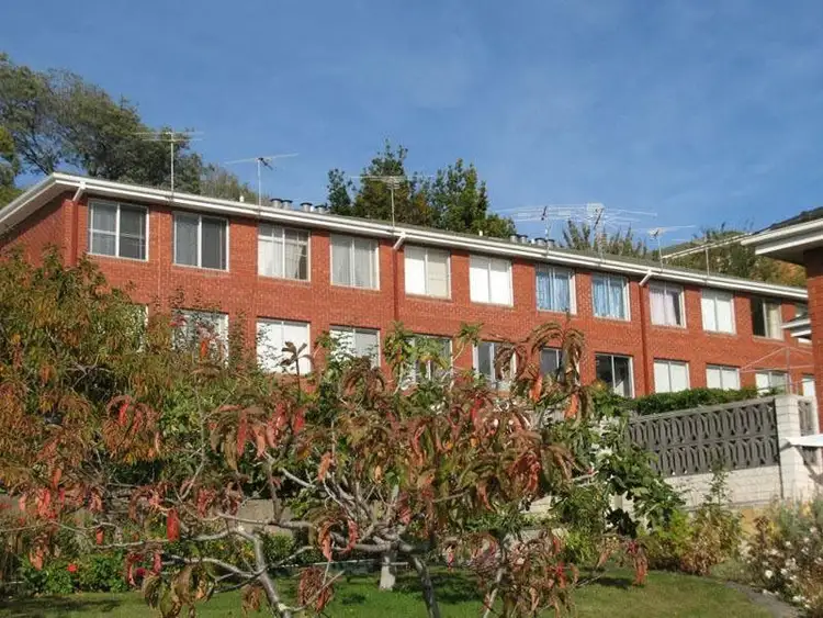 4/54 Edge Avenue, Lenah Valley TAS 7008