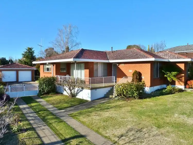 67 Icely Road, Orange NSW 2800