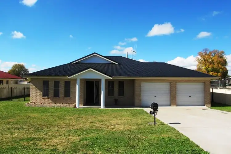 Main view of Homely house listing, 30 Raphael Street, Blayney NSW 2799