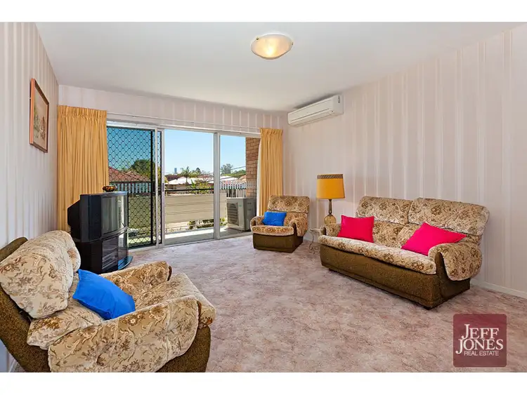 Sixth view of Homely unit listing, 2/8 Regina Street, Greenslopes QLD 4120