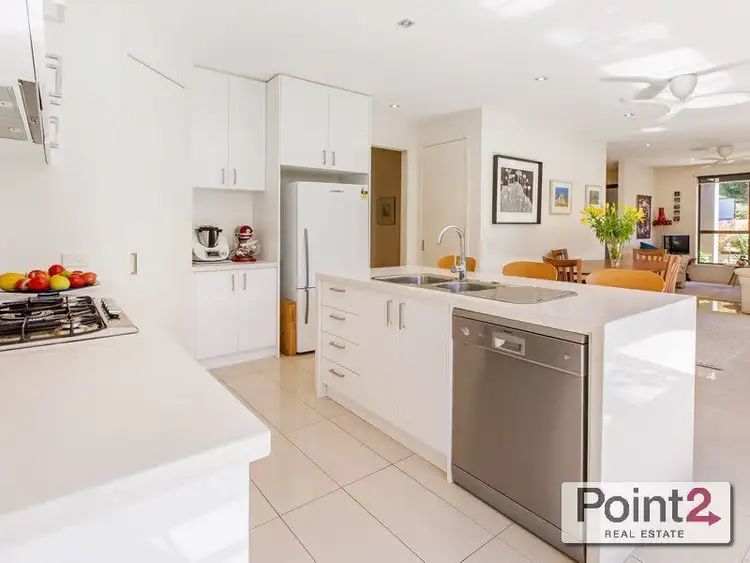 Second view of Homely unit listing, 1/30 Warana Way, Mount Eliza VIC 3930