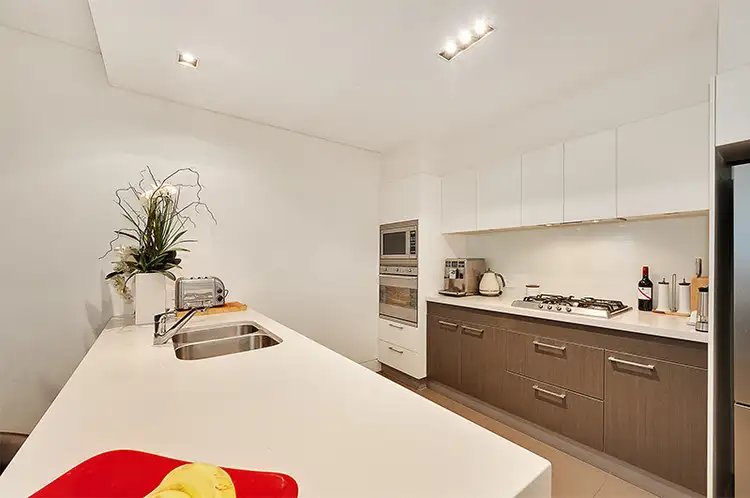 Sixth view of Homely apartment listing, 102/1 Cassins Avenue, North Sydney NSW 2060