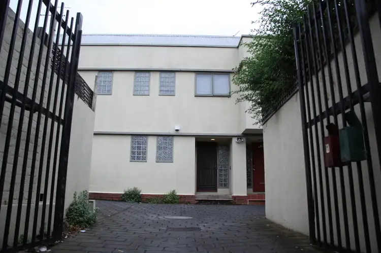 2 Charles Place, Fitzroy VIC 3065