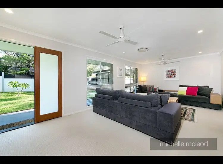 Third view of Homely house listing, 2 Star Place, Chapel Hill QLD 4069