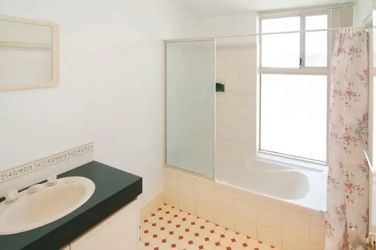 Seventh view of Homely house listing, 31 Songlark Mews, Geographe WA 6280