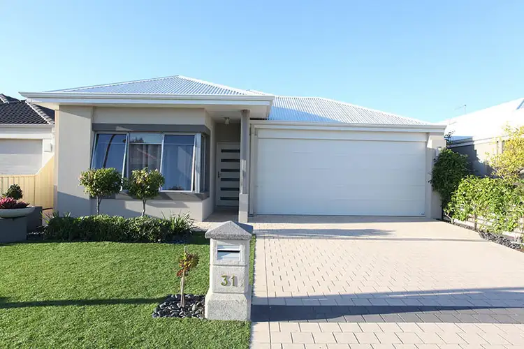 31 Tipperary Bend, Canning Vale WA 6155